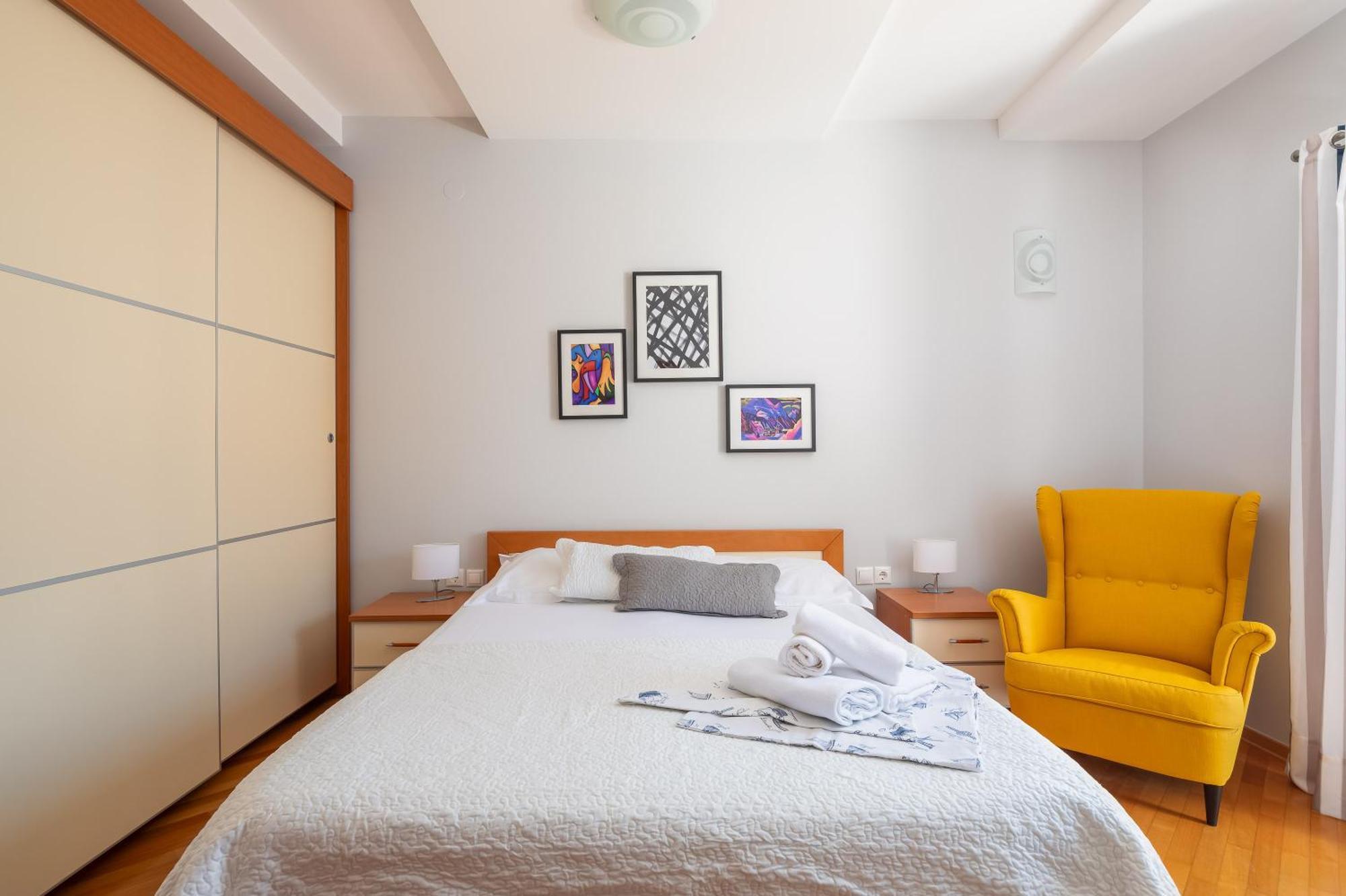 Brkic With Private Parking Apartmán *